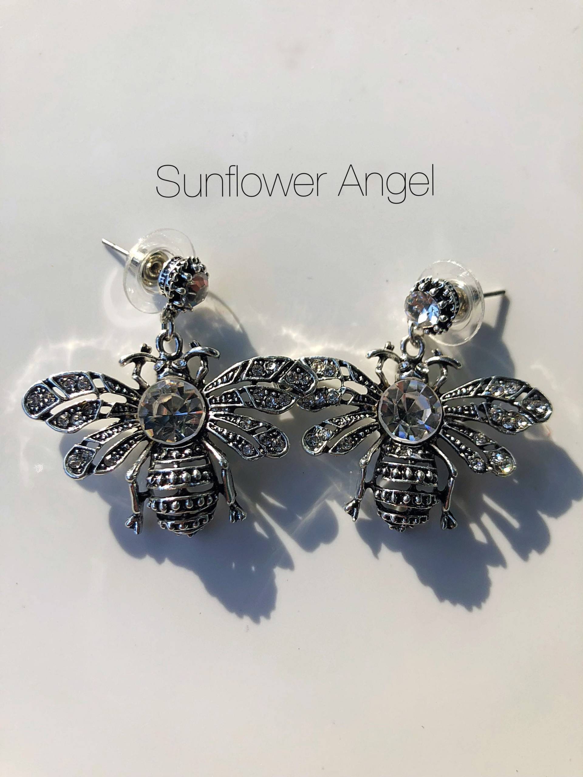 Bee Silber Ohrringe, Vintage-stil Ohrstecker. Mit Klaren Und Schwarzen Kristallen Bee Silber Ohrringe, Vintage-stil Ohrstecker. Mit Klaren Und Schwarzen Kristallen von SunflowerAngelUK