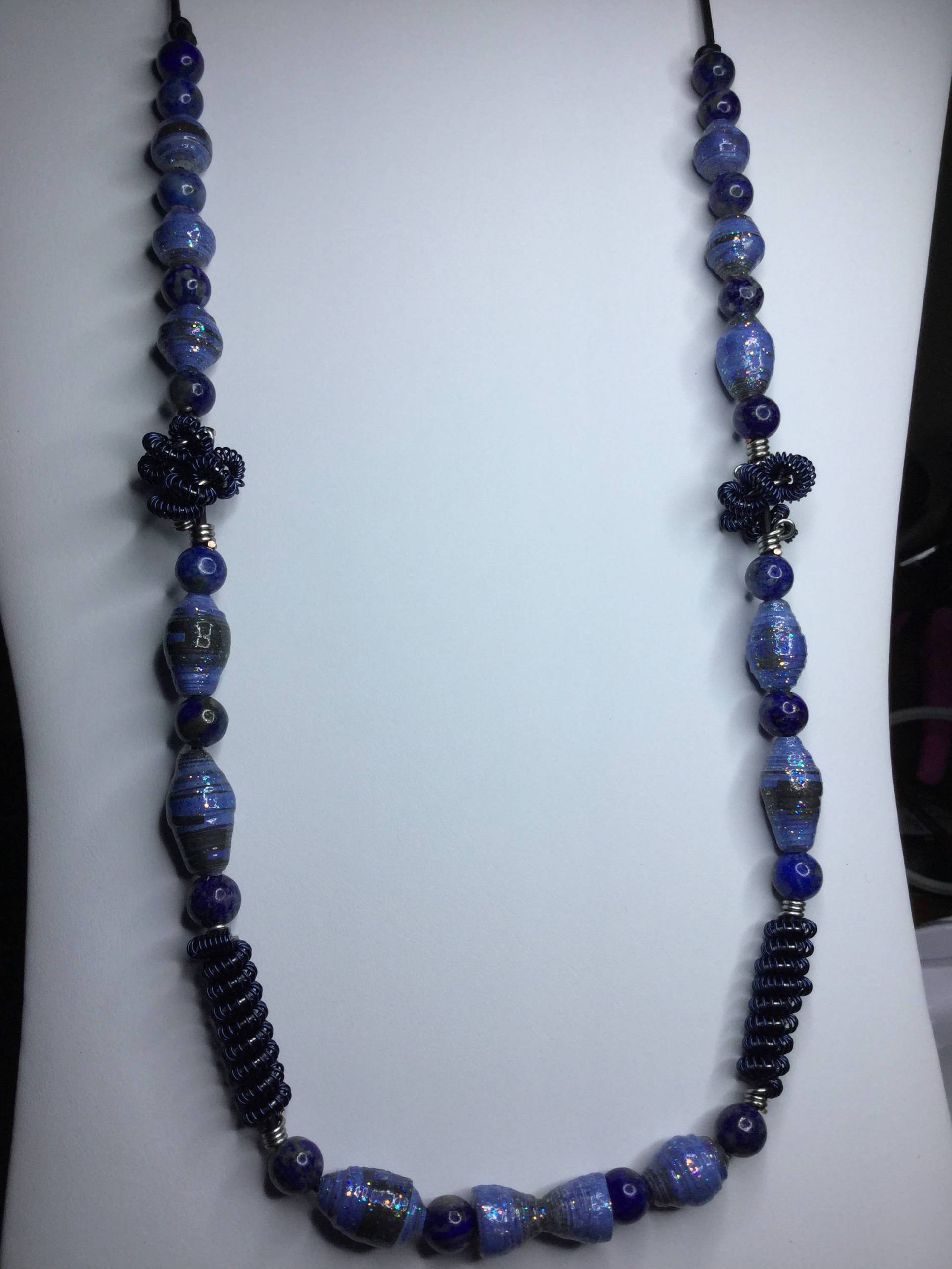 Festliche Blau Und Schwarzes Papier Perle & Blaue Spule Perlenkette von SunnyBBoutique