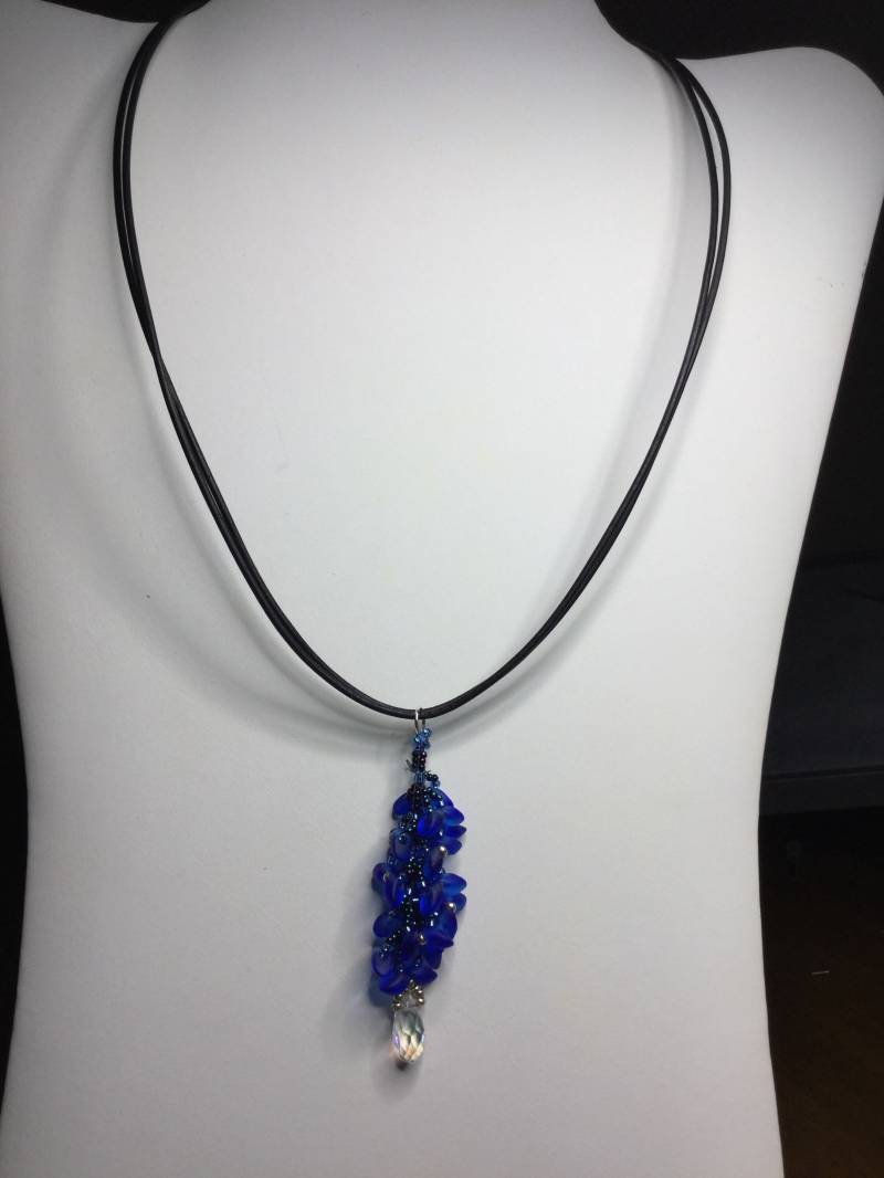 Kobaltblau Göttlichen Rebe Halskette von SunnyBBoutique