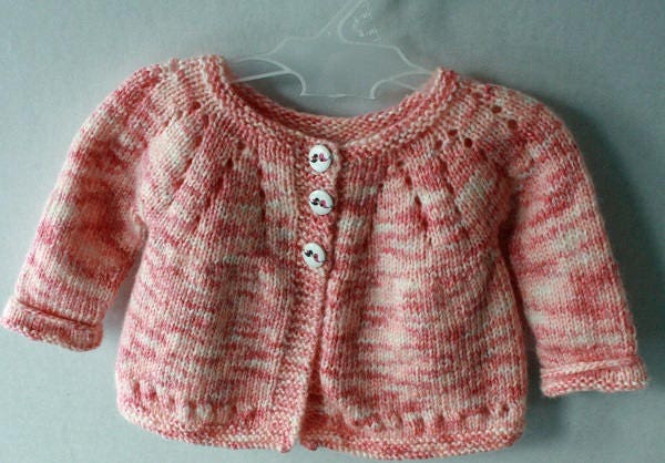 Hand Stricken Baby Pullover Neugeborenen - Drei Monate, Sofort Lieferbar Hand Stricken Baby Pullover Neugeborenen - Drei Monate, Sofort Lieferbar von SunnyBunnyYarns