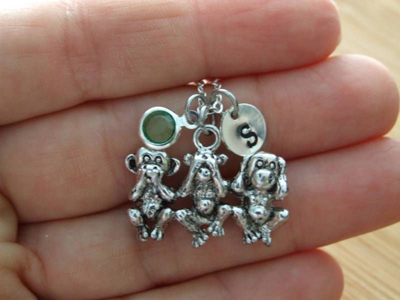 Affe Spreche Kein Übel, See No Evil, Hear Sterling Silber Halskette, Personalisiert, Tier Geburtsstein Geschenk Unter 20 von SunnyCharms
