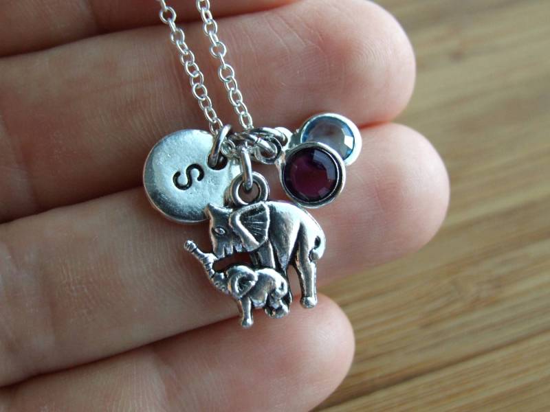 Elefant Halskette, Sterling Silber, Personalisiert, Mutter Tochter Geschenk, Sohn Tier Geburtsstein Geschenk Unter 20 von SunnyCharms