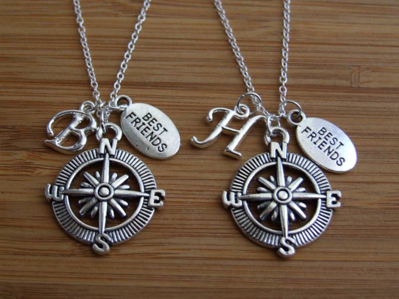 Kompass, Beste Freunde Halsketten, Personalisierte Erste Schwestern Halskette, Sinnvolle Geschenke von SunnyCharms