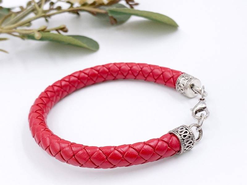 Unisex Geflochtenes Rotes Armband, Lederarmband Sommer-Geschenkidee von SunnyCraftsMA