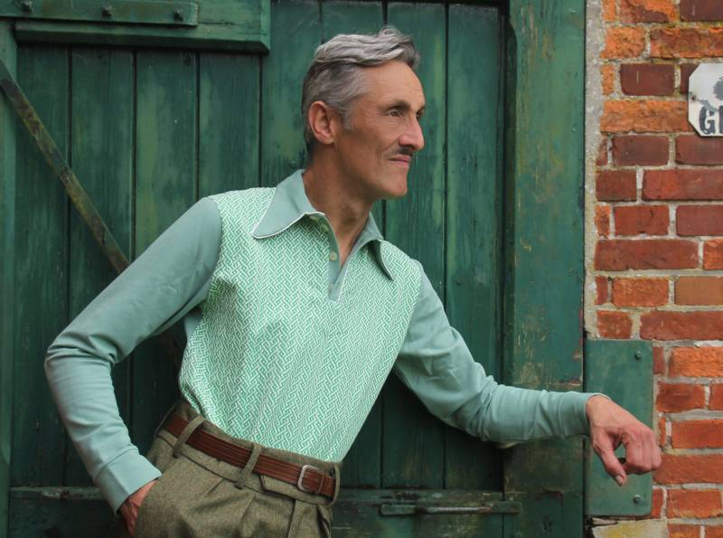 Vintage Vibes 1940Er-Jahre-Inspiriertes Langarm-Poloshirt in Mintgrün Mit Spearkragen von SunnySideCouture