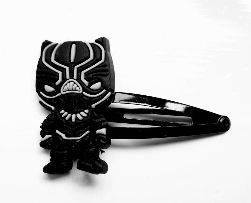 Black Panther Snap Haarspangen - 2Er Pack Schwarz Black Panther Snap Haarspangen - 2Er Pack Schwarz von SunnySlideUp