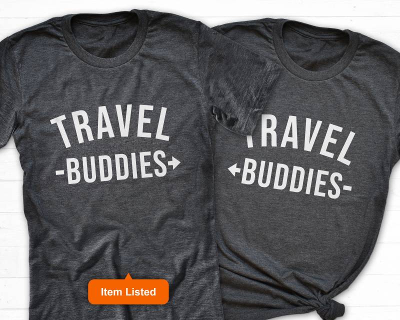 Travel Buddies Shirt, Pfeil Rechts, Buddy Passendes Paar Urlaub Road Trip Tshirts, Sein Und Sie Shirt von SunnyWaysApparel