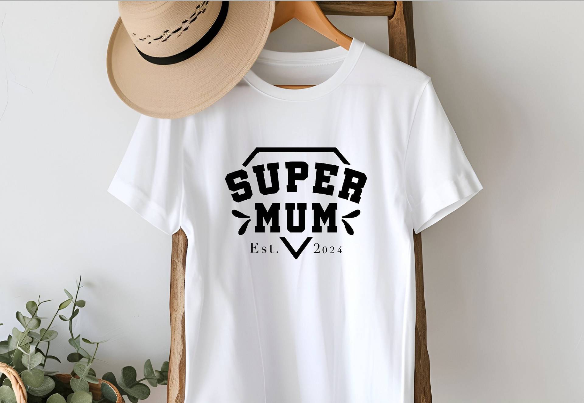 Mama T-Shirt | Personalisiertes Shirt Muttertagsgeschenk Mama Mit Kindernamen Personalisiert von Sunnykidz