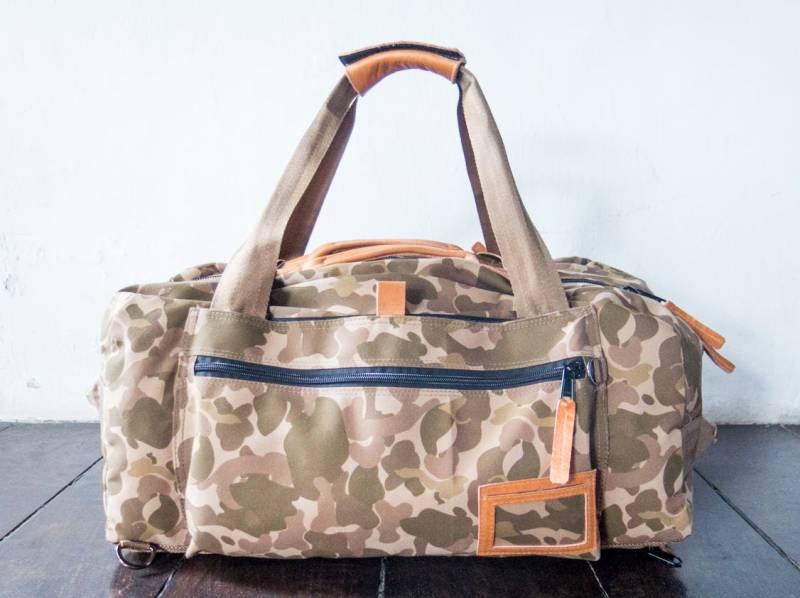 Duffle Tasche, Handgemachte Canvas-Ledertasche, Duffel-Tasche, Duffle-Tasche, Rucksack - Gewachste Leinwand Und Leder Handgefertigt Tarnung von SunriseNomad