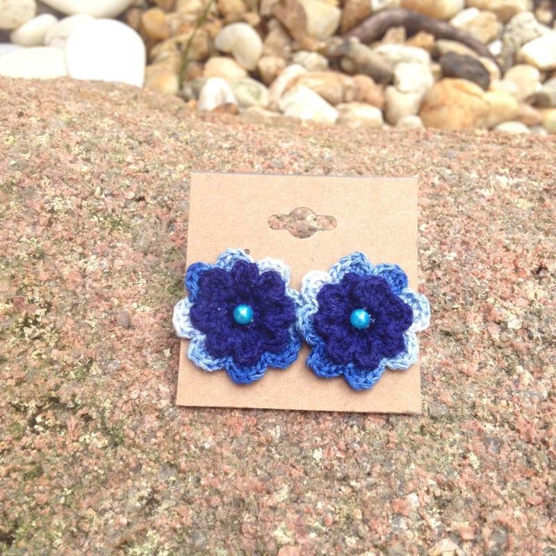 Gehäkelte Blumen Ohrstecker Gehäkelte Blumen Ohrstecker von SunriseSouvenirs