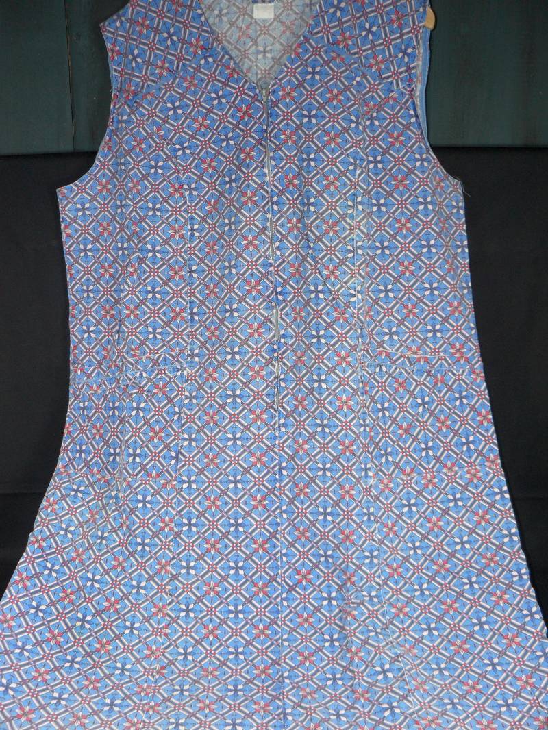 Vintage Kittelkleid Schürzenkleid Gr.46 Blau Geblümt 70Er Jahre von SunriseVintageDE