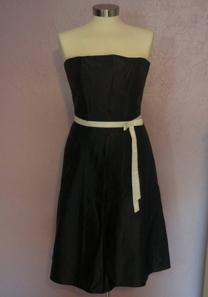 Jessica Scott Mcclintock Schwarz Satin Strapless Kleid von SunscreenSeashells