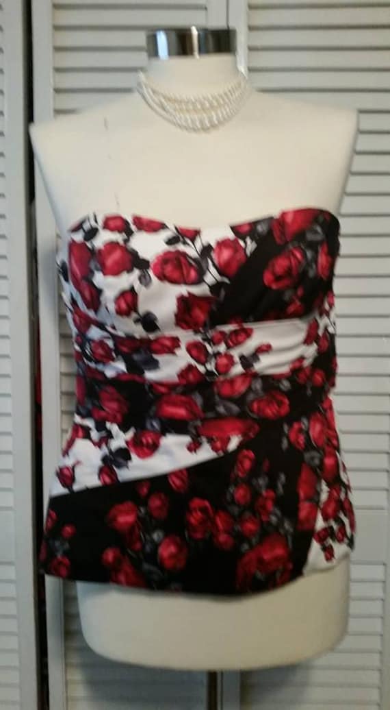 Rot Schwarz Korsett Bustier Wh/Bm Sz 2 von SunscreenSeashells