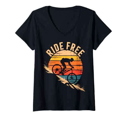 Damen Mountain Biker Retro Sonnenuntergang T-Shirt mit V-Ausschnitt Damen Mountain Biker Retro Sonnenuntergang T-Shirt mit V-Ausschnitt von Sunset Trail Riders