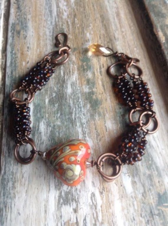 Herz Aus Lampwork, Farfalle Perlen Und Kupfer Armband Herz Aus Lampwork, Farfalle Perlen Und Kupfer Armband von SunsetGemsbyKarin