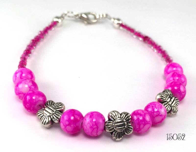 Pink Rosa Marmorierte Perlen, Silber Ton Blumen Und Rosa/Klar Rocailles Machen Diese Perlen Stapelnde Armband Hinreißend Süß von SunshineSmilesStudio