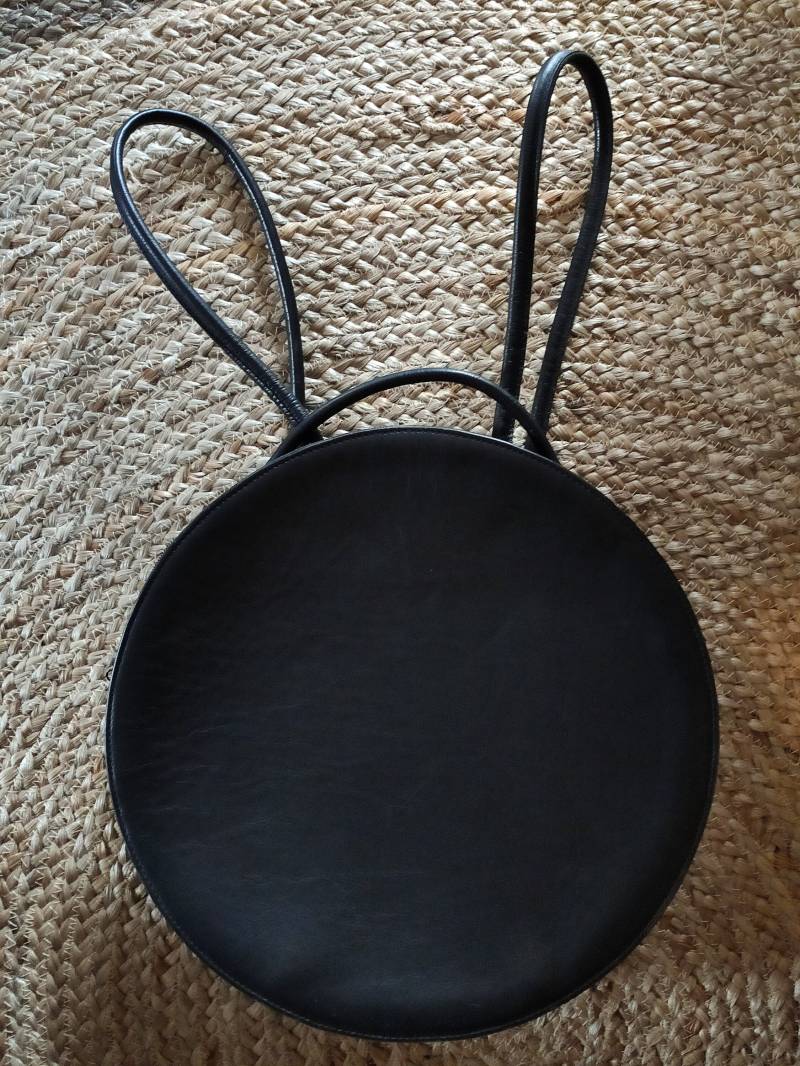 Vintage Carles Cervera Handtasche Rucksack Echtleder Schwarz von SunsideVintage