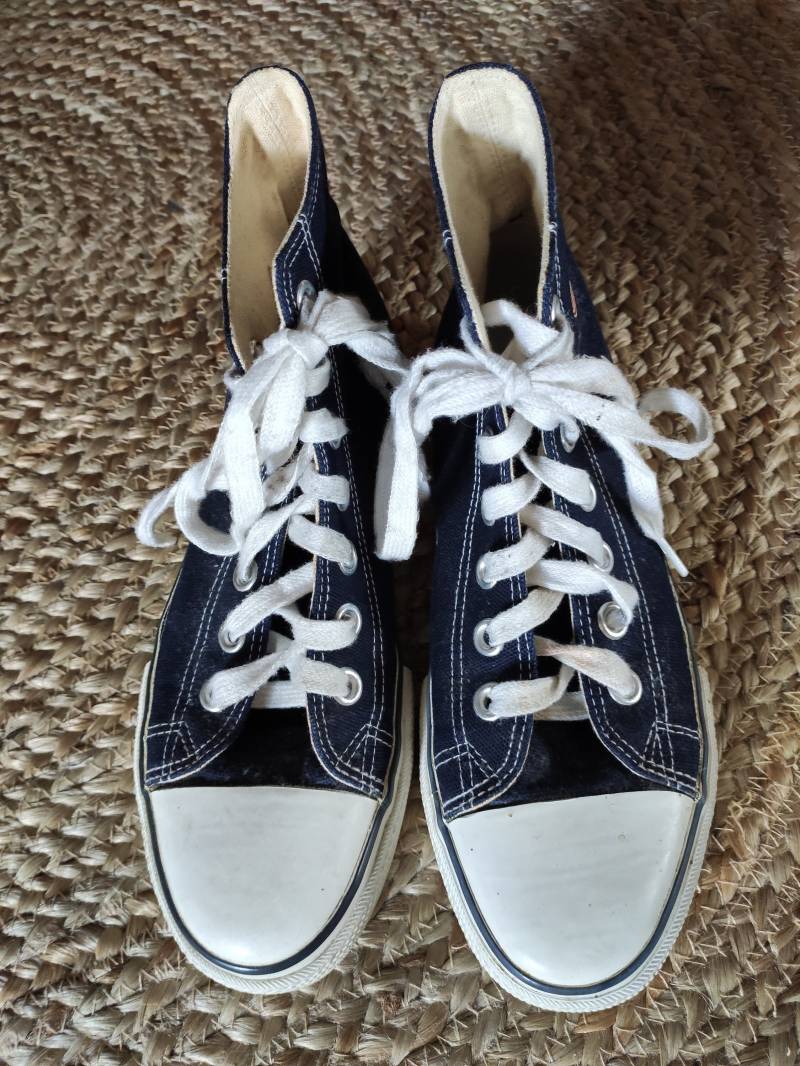 Vintage Fishbone Sneakers Turnschuhe Dunkelblau Gr. 39 von SunsideVintage