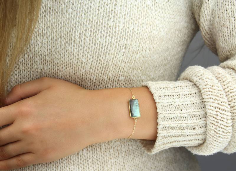 Stein-Armband. Labradorit Edelstein Armband. Zierliches Stein Boho Sterling Silber Zarte Gold Filled Kristall Schmuck Stein-Armband. Labradorit Edelstein Armband. Zierliches Stein Boho Sterling Silber Zarte Gold Filled Kristall Schmuck von Sunvsmoon