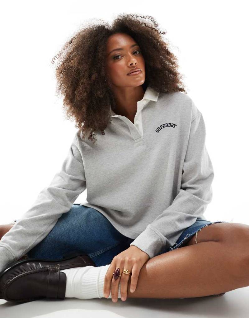 Superdry - Athletic Essentials - Rugby-Shirt in Gletschergrau meliert mit Grafik von Superdry