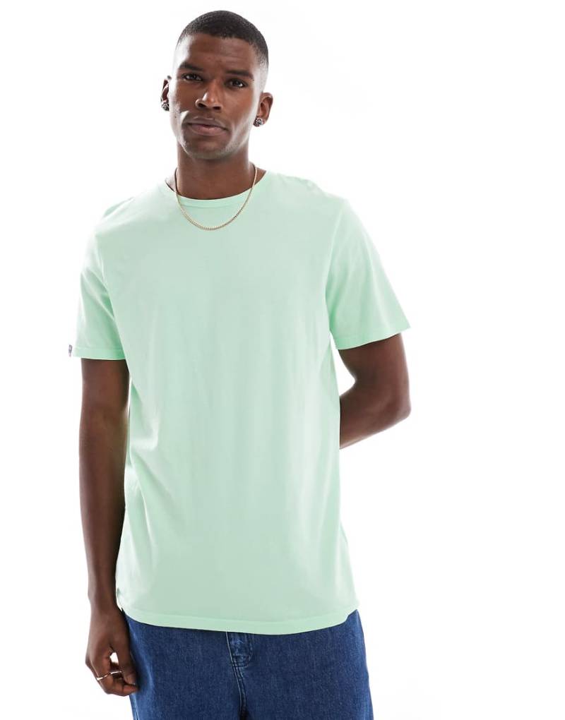 Superdry - Classic - Basic-T-Shirt in verwaschenem Aschgrün Superdry - Classic - Basic-T-Shirt in verwaschenem Aschgrün von Superdry