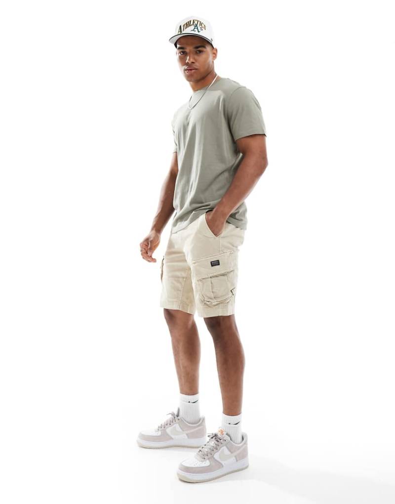 Superdry - Core - Cargo-Shorts in Sand-Neutral von Superdry