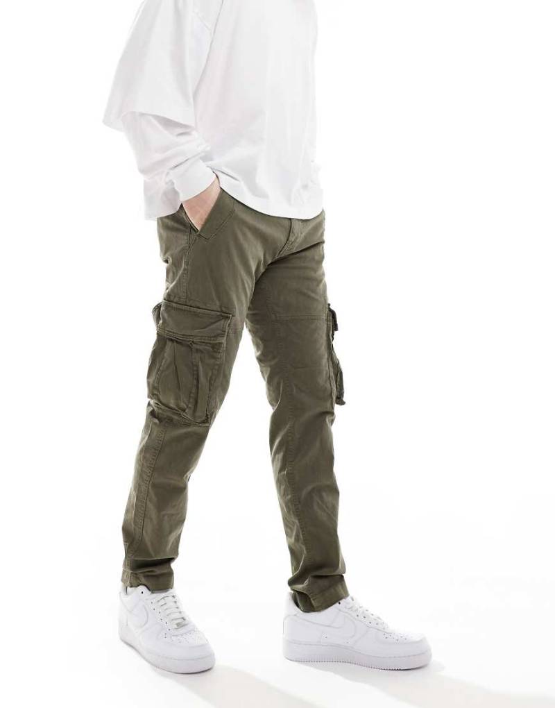 Superdry - Core - Cargohose in Schnittlauch-Grün von Superdry