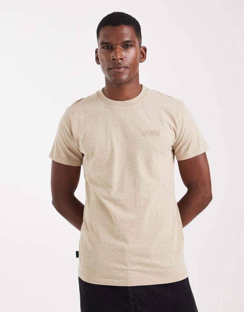 Superdry - Cotton Essential - T-Shirt in meliertem Hellbraun mit Logo-Brown von Superdry