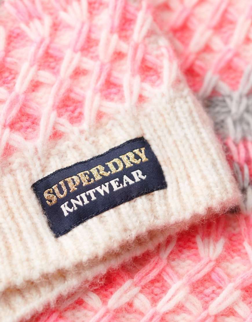 Superdry - Cropped-Strickpullover in Ecru mit Rollkragen-Weiß von Superdry