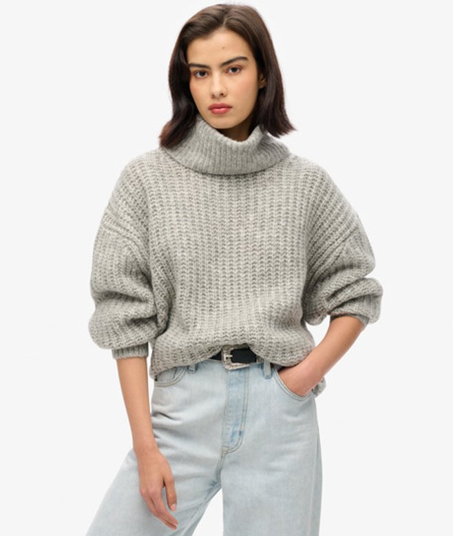 Superdry Damen Angerauter, Gerippter Pullover mit Ausschnitt in Knautschoptik Grau - Größe: 34-36 von Superdry