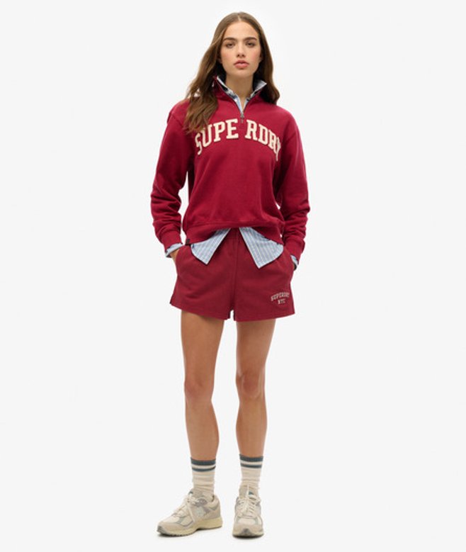 Superdry Damen Athletic Essentials Shorts mit Grafik Rot - Größe: 44 von Superdry