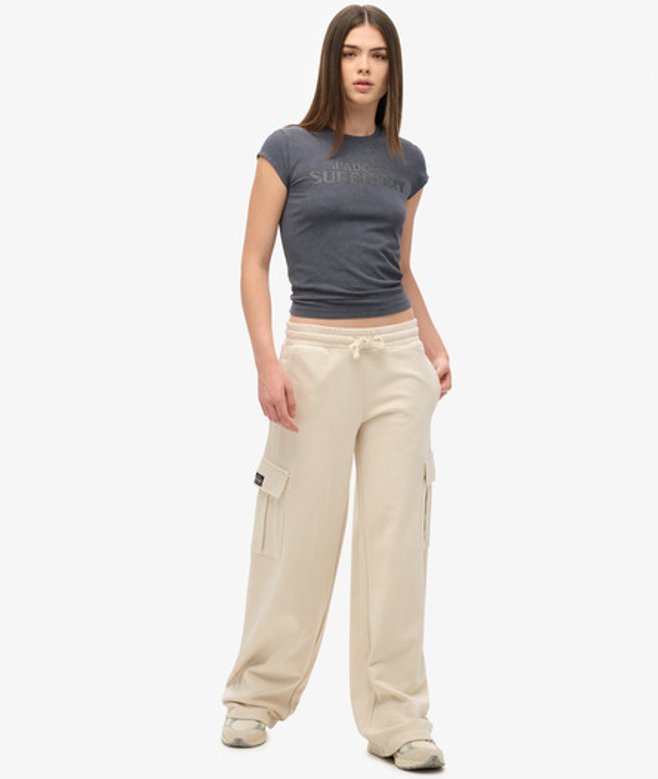 Superdry Damen Athletic Essentials Weite Cargo-jogginghosen im Vintage-look Creme - Größe: 38 von Superdry