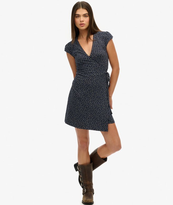 Superdry Damen Athletic Essentials Wickelkleid Navy - Größe: 36 Superdry Damen Athletic Essentials Wickelkleid Navy - Größe: 36 von Superdry