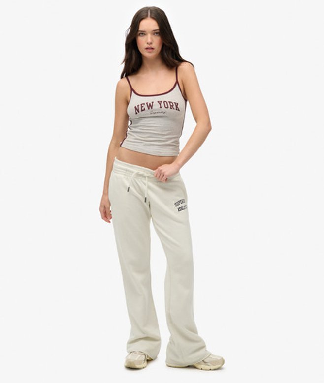 Superdry Damen Athletic Essentials Flare-jogginghose mit Tiefem Bund White - Größe: 40 von Superdry