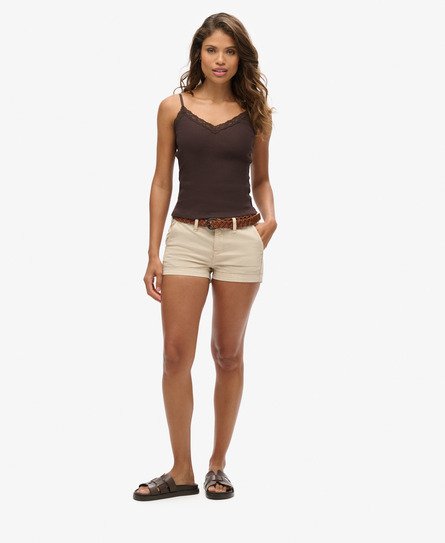 Superdry Women's Chino Hot Shorts Creme - Größe: 38 von Superdry