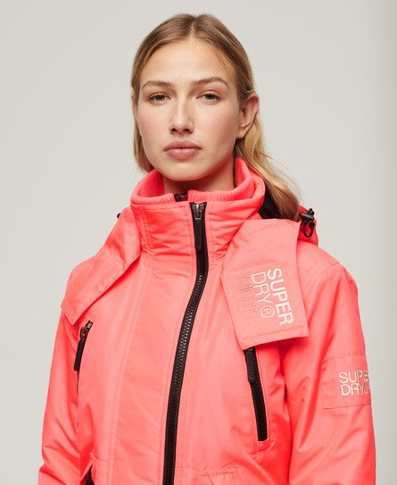 Superdry Damen Mountain Windbreaker Jacke mit Kapuze Pink - Größe: 38 von Superdry