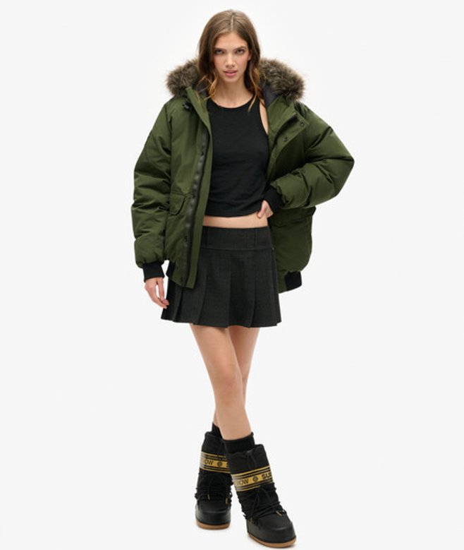 Superdry Damen Schneestiefel Schwarz - Größe: 7-8 von Superdry