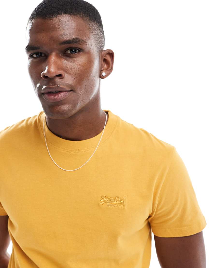 Superdry - Essential - Baumwoll-T-Shirt in Wintergold mit Logo-Gelb von Superdry