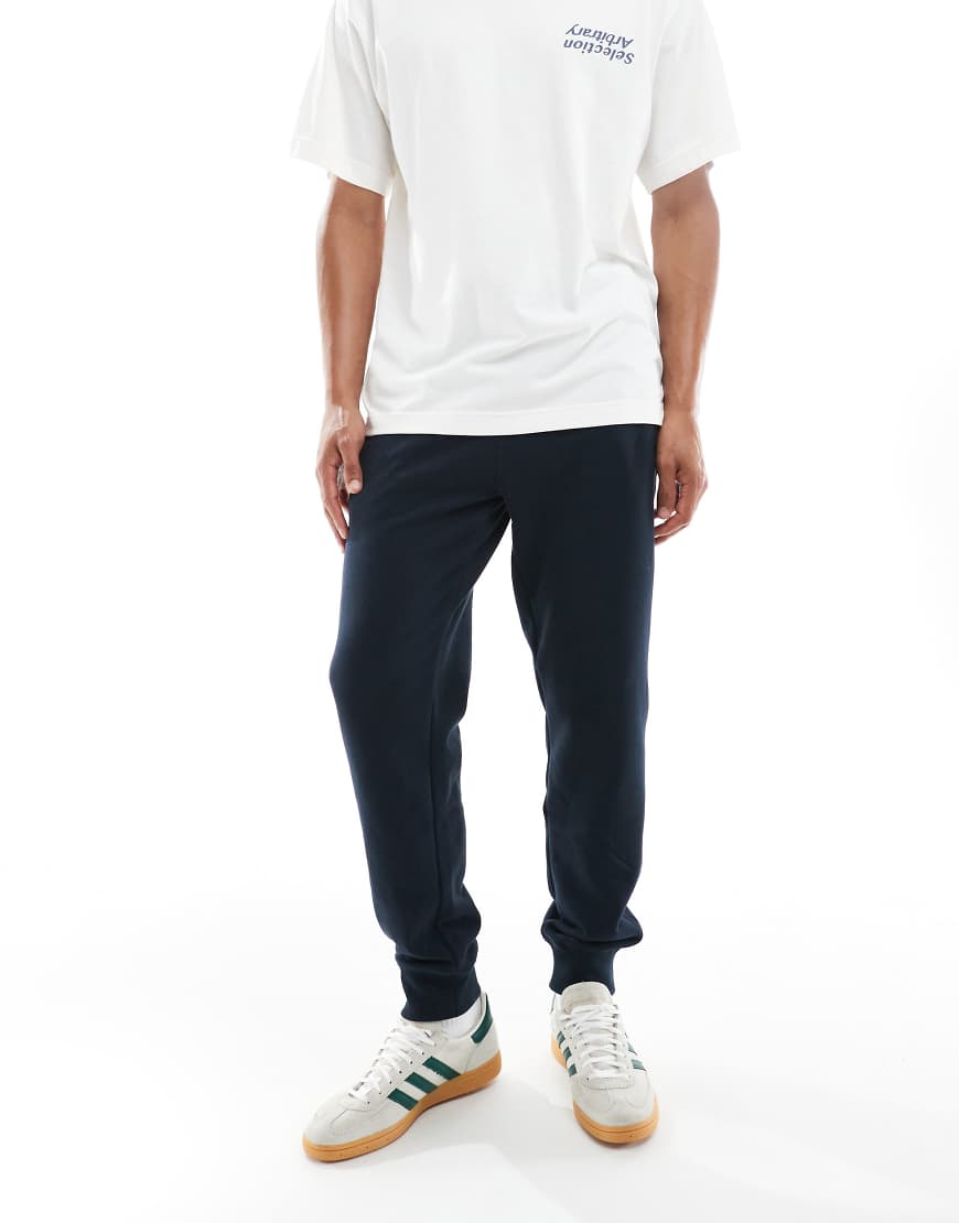 Superdry - Essential - Jogginghose in Eclipse-Marineblau mit Logo und angerauter Innenseite von Superdry