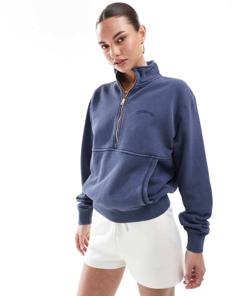 Superdry - Essential - Oversize-Sweatshirt in Lauren-Marineblau mit kurzem Reißverschluss und Logo von Superdry