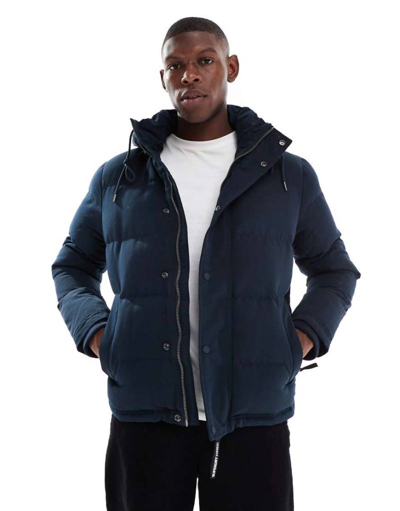 Superdry - Everest - Kurze Steppjacke in Eclipse-Navy mit Kapuze-Marineblau von Superdry
