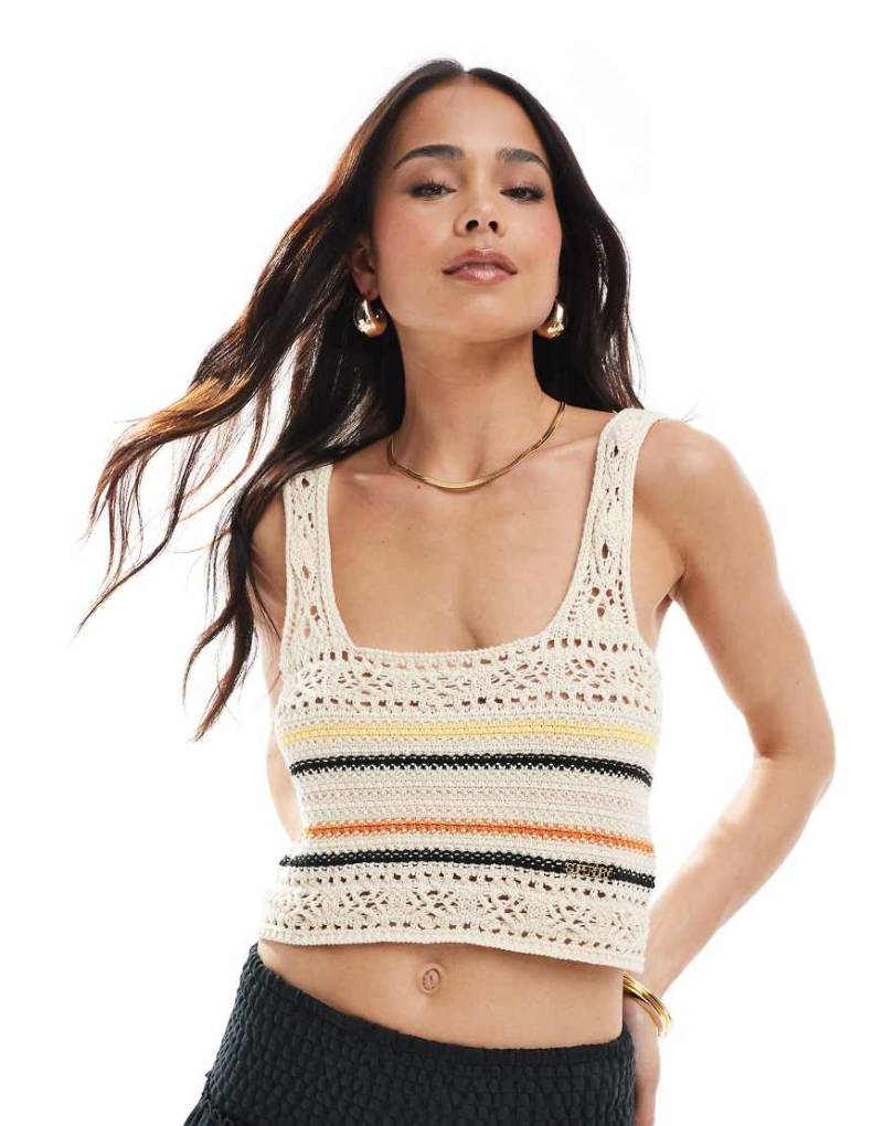 Superdry - Gehäkeltes Cropped-Trägertop in Buttercremegelb mit Schnürung und Mini-Streifen-Weiß von Superdry