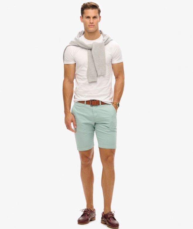 Superdry Herren Chinoshorts im Vintage-style Grün - Größe: 30 Superdry Herren Chinoshorts im Vintage-style Grün - Größe: 30 von Superdry
