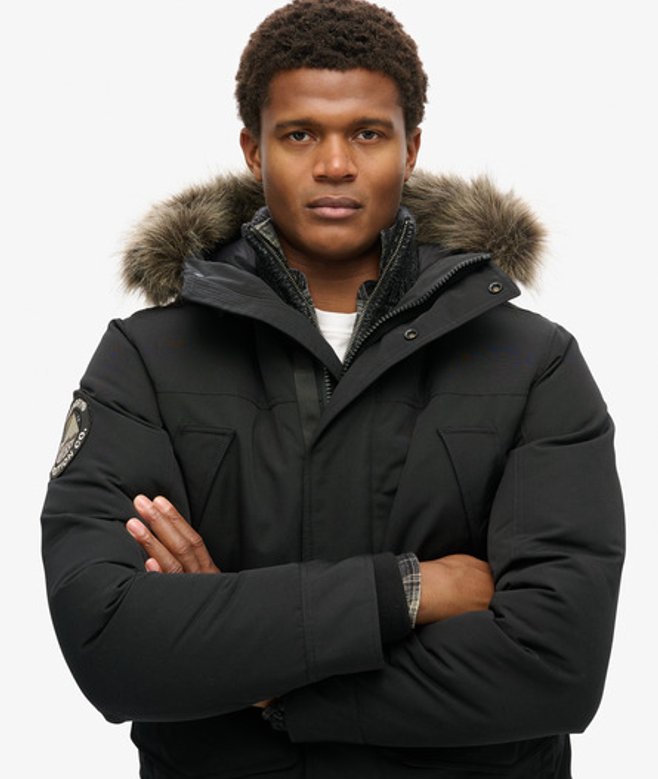 Superdry Herren Everest Parka mit Kunstfellbesatz Schwarz - Größe: M von Superdry