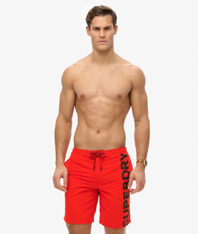 Superdry Herren Klassische 48-cm-Boardshorts mit Logo Red - Größe: L von Superdry