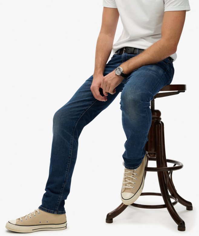 Superdry Herren Schmal Geschnittene Jeans aus Bio-baumwolle Dark Blue - Größe: 32/32 von Superdry