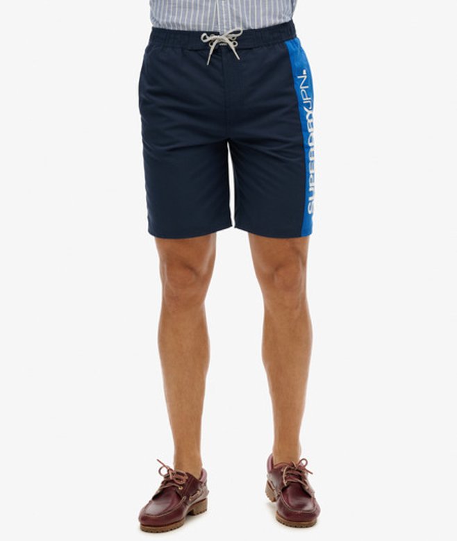 Superdry Herren 19-Zoll Sportswear Boardshorts aus Recyceltem Material mit Logo Marineblau - Größe: L von Superdry