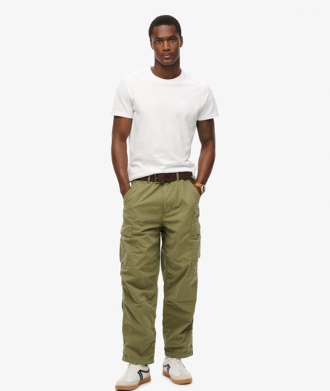 Superdry Herren Vintage Parachute Cargohose aus Bio-baumwolle Grün - Größe: 30/32 von Superdry