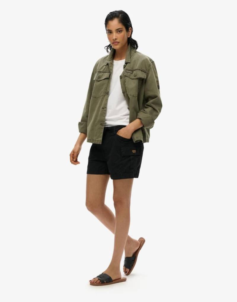 Superdry - Knappe Cargo-Shorts in Schwarz von Superdry
