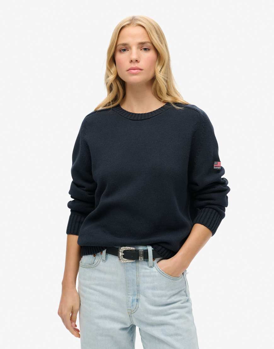 Superdry - Lockerer Strickpullover in kräftigem Marineblau mit Rundhalsausschnitt von Superdry